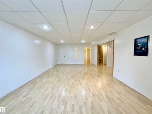 1248 Ormsby Lane, Edmonton, AB - Indoor Photo Showing Other Room