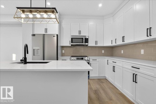 10506 162 Street, Edmonton, AB - Indoor Photo Showing Kitchen