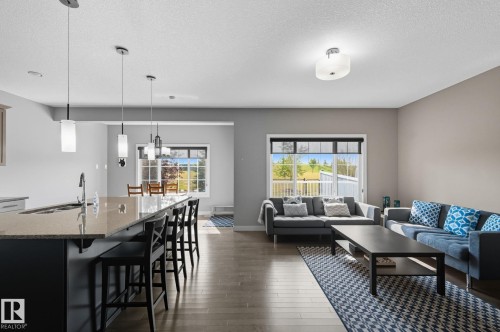 8039 18 Avenue, Edmonton, AB - Indoor