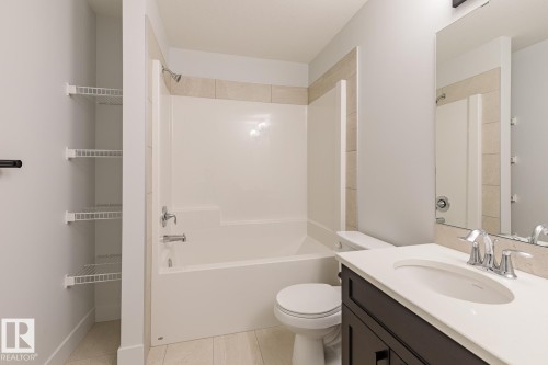 13039 212 Street, Edmonton, AB - Indoor Photo Showing Bathroom