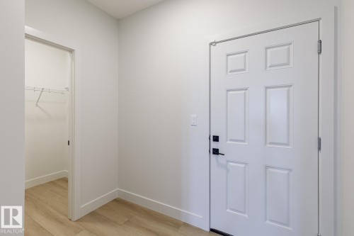 13113 212A Street, Edmonton, AB - Indoor Photo Showing Other Room