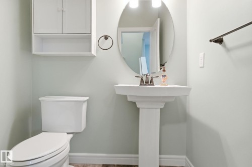 108 South Creek Wynd, Stony Plain, AB - Indoor Photo Showing Bathroom