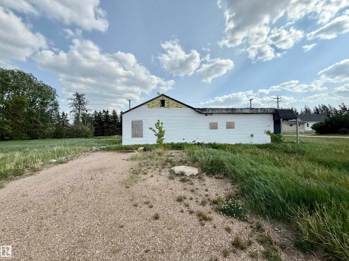 4913 & 4909 49 Avenue, Glendon, AB - Outdoor
