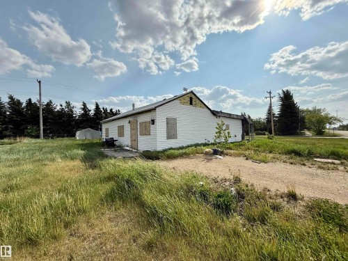 4913 & 4909 49 Avenue, Glendon, AB - Outdoor