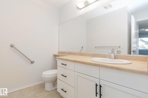 443 279 Suder Greens Drive, Edmonton, AB - Indoor Photo Showing Bathroom
