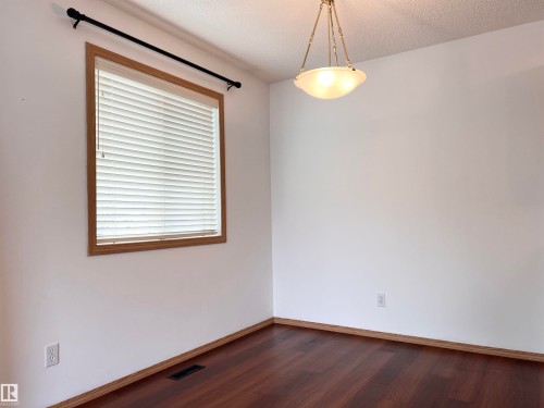 19 10909 106 Street, Edmonton, AB - Indoor Photo Showing Other Room