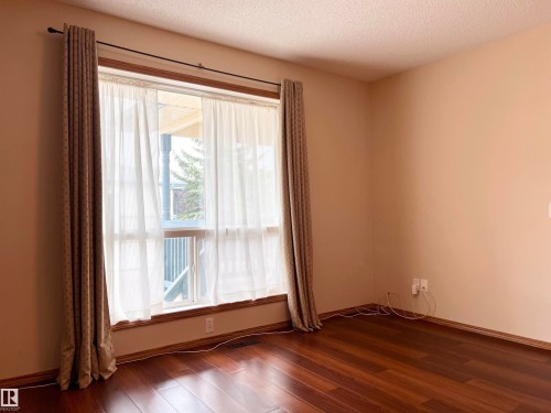 19 10909 106 Street, Edmonton, AB - Indoor Photo Showing Other Room