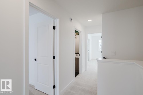 2827 65 Street, Edmonton, AB - Indoor Photo Showing Other Room