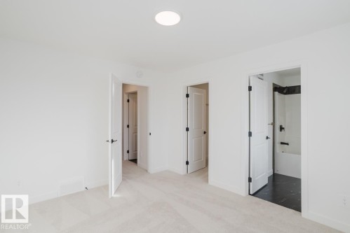 2827 65 Street, Edmonton, AB - Indoor Photo Showing Other Room