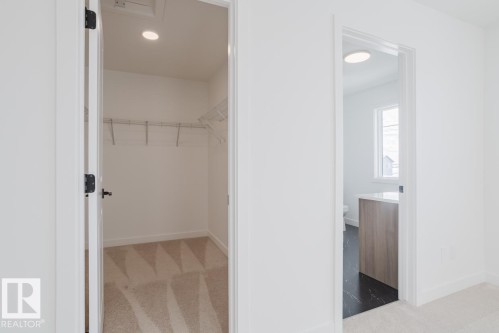 2827 65 Street, Edmonton, AB - Indoor