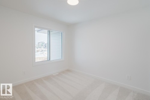 2827 65 Street, Edmonton, AB - Indoor Photo Showing Other Room