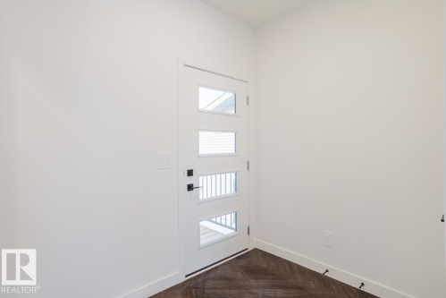 2827 65 Street, Edmonton, AB - Indoor Photo Showing Other Room