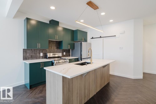 2827 65 Street, Edmonton, AB - Indoor Photo Showing Kitchen