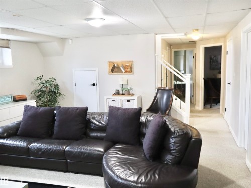 4823 49A Street, Barrhead, AB - Indoor Photo Showing Other Room