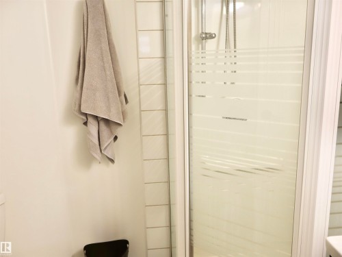 4823 49A Street, Barrhead, AB - Indoor Photo Showing Bathroom