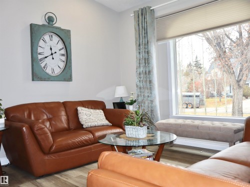 4823 49A Street, Barrhead, AB - Indoor Photo Showing Living Room