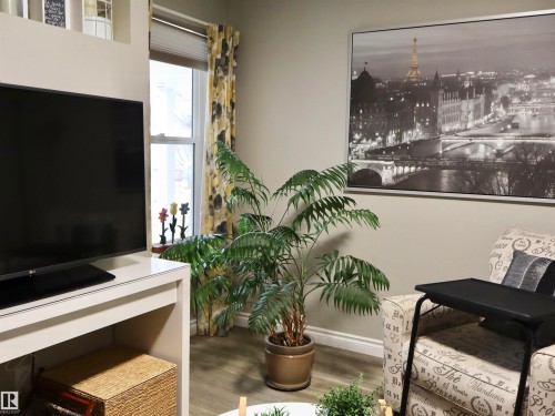 4823 49A Street, Barrhead, AB - Indoor Photo Showing Other Room