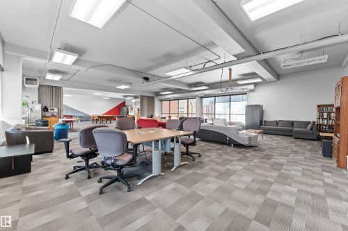 901 10145 109 Street, Edmonton, AB - Indoor