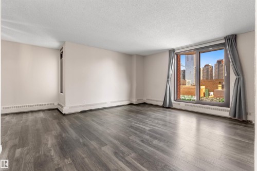 901 10145 109 Street, Edmonton, AB - Indoor Photo Showing Other Room
