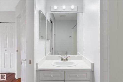 52 9630 176 Street, Edmonton, AB - Indoor