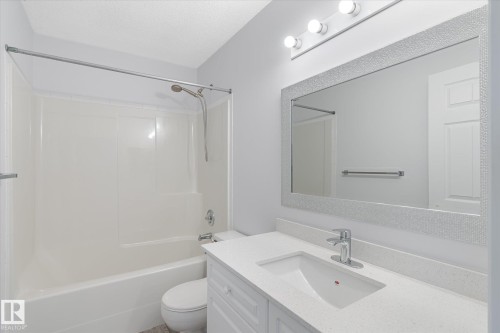 52 9630 176 Street, Edmonton, AB - Indoor Photo Showing Bathroom