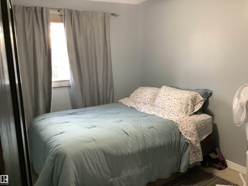 29 Wheatstone Crescent, St. Albert, AB - Indoor Photo Showing Bedroom