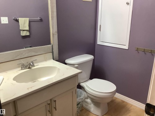 29 Wheatstone Crescent, St. Albert, AB - Indoor Photo Showing Bathroom