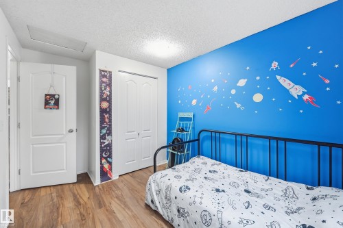 18423 95A Avenue, Edmonton, AB - Indoor Photo Showing Bedroom