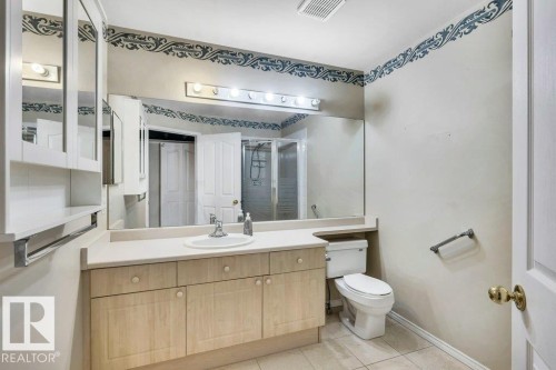 112 Haddow Close, Edmonton, AB - Indoor Photo Showing Bathroom