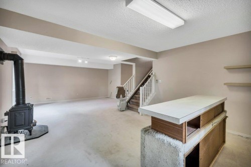 112 Haddow Close, Edmonton, AB - Indoor