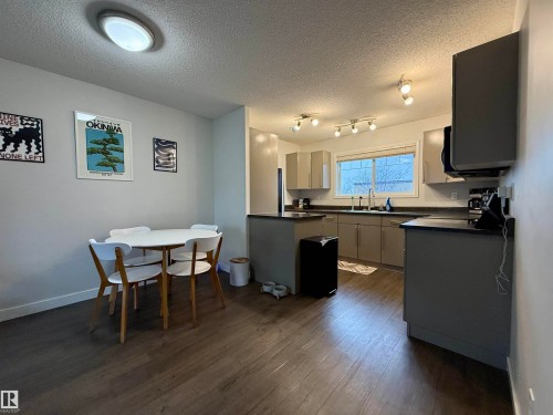 25 70 Cavan Road, Sherwood Park, AB - Indoor