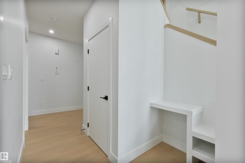 603 Ashgrove Circle, Leduc, AB - Indoor Photo Showing Other Room