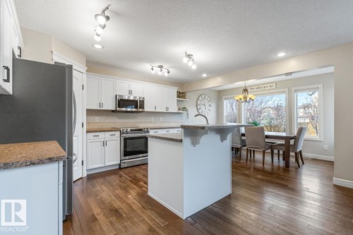 2 Sequoia Bend, Fort Saskatchewan, AB - Indoor Photo Showing Kitchen