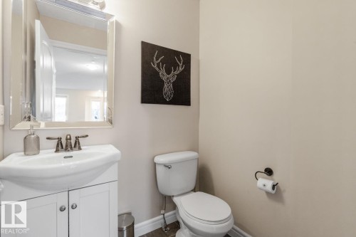 2 Sequoia Bend, Fort Saskatchewan, AB - Indoor Photo Showing Bathroom