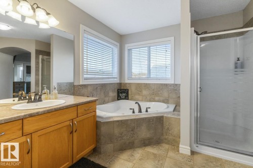2 Sequoia Bend, Fort Saskatchewan, AB - Indoor Photo Showing Bathroom