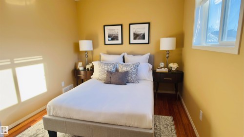 13023 35 Street, Edmonton, AB - Indoor Photo Showing Bedroom