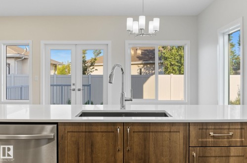 42 11 Dalton Link, Spruce Grove, AB - Indoor Photo Showing Kitchen