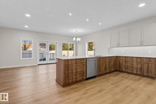 42 11 Dalton Link, Spruce Grove, AB - Indoor Photo Showing Kitchen