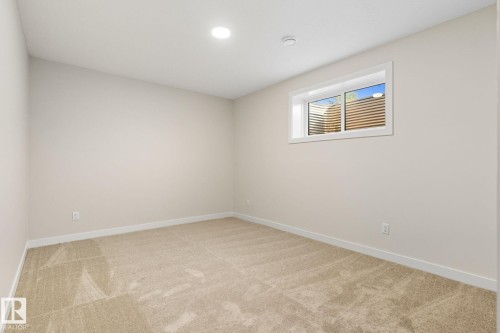 42 11 Dalton Link, Spruce Grove, AB - Indoor Photo Showing Other Room