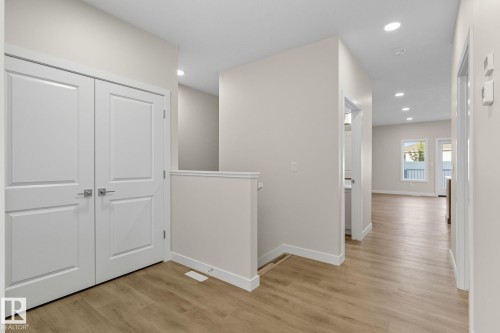 42 11 Dalton Link, Spruce Grove, AB - Indoor Photo Showing Other Room