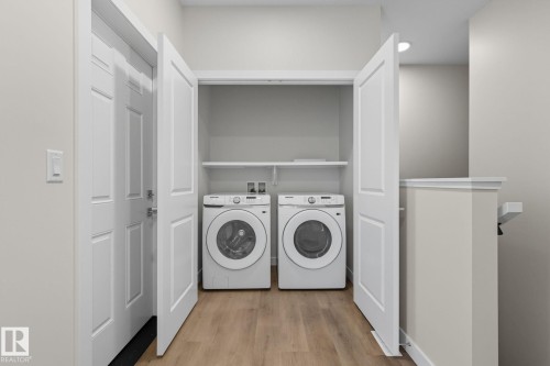 42 11 Dalton Link, Spruce Grove, AB - Indoor Photo Showing Laundry Room