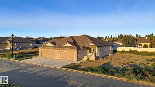 42 11 Dalton Link, Spruce Grove, AB - Outdoor