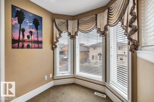 816 Wildwood Crescent, Edmonton, AB - Indoor Photo Showing Other Room