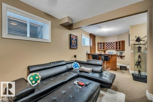 816 Wildwood Crescent, Edmonton, AB - Indoor
