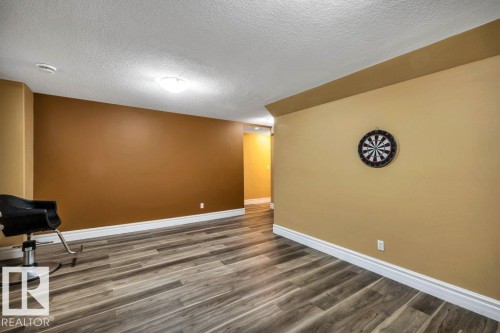 816 Wildwood Crescent, Edmonton, AB - Indoor Photo Showing Other Room