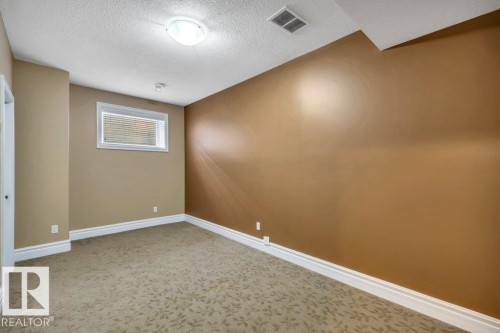 816 Wildwood Crescent, Edmonton, AB - Indoor Photo Showing Other Room