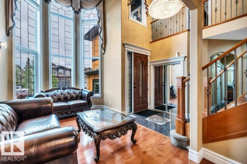 816 Wildwood Crescent, Edmonton, AB - Indoor