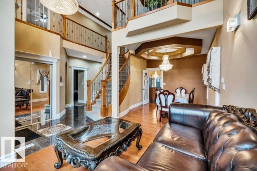 816 Wildwood Crescent, Edmonton, AB - Indoor Photo Showing Other Room