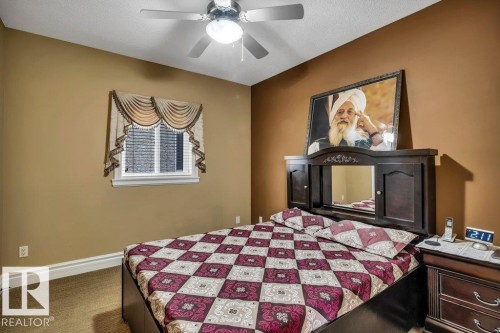 816 Wildwood Crescent, Edmonton, AB - Indoor Photo Showing Bedroom