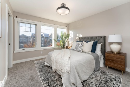 388 Allard Boulevard, Edmonton, AB - Indoor Photo Showing Bedroom